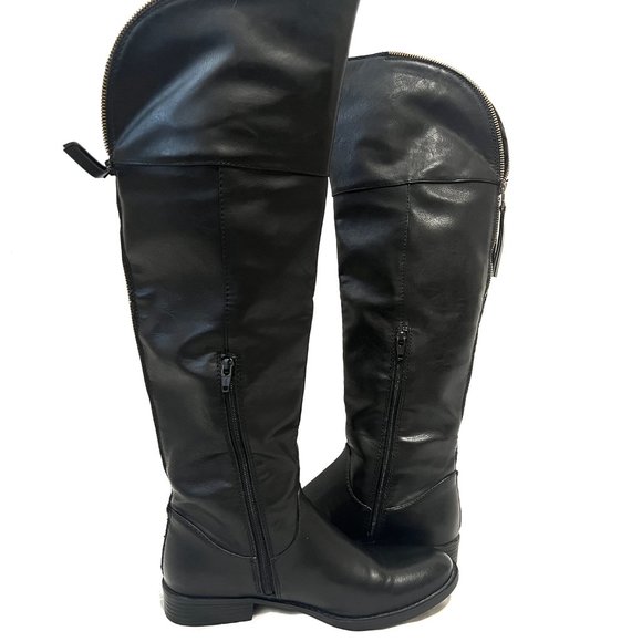 Women's Round Toe Tall Black Boots with Faux leather finish size 8 - Picture 4 of 12